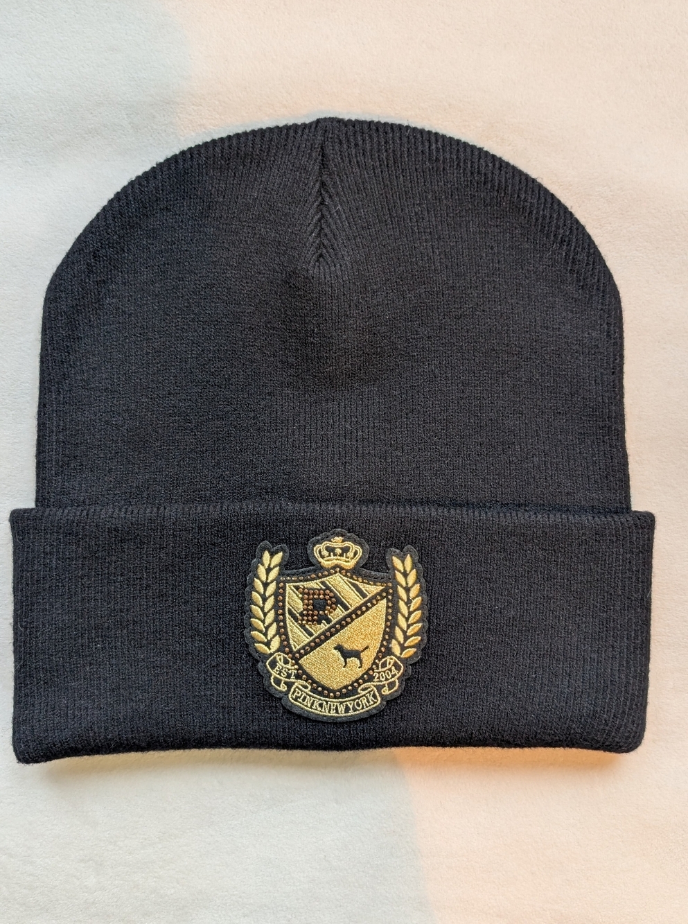 PINK Victoria’s Secret Women’s Black Knit Beanie Hat Gold Crest Logo Y2K Style